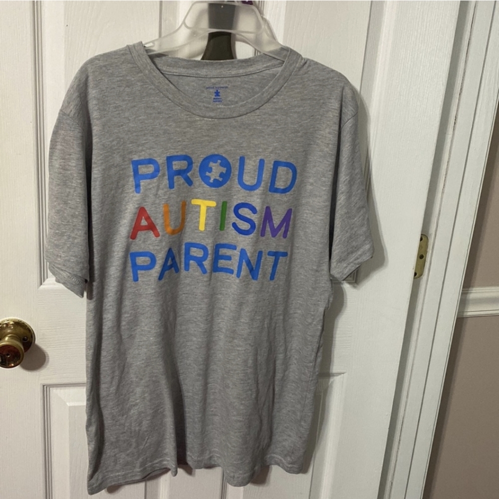 Proud supporter autism speaks t-shirt; Size: Large